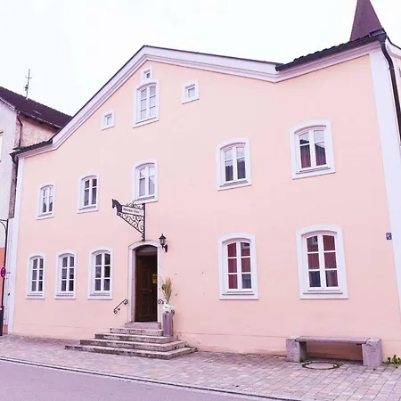 Gaestehaus Linde Отель *